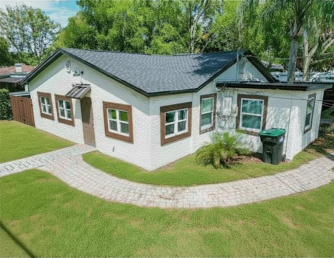 2515 Marlboro St., Orlando, FL 32806