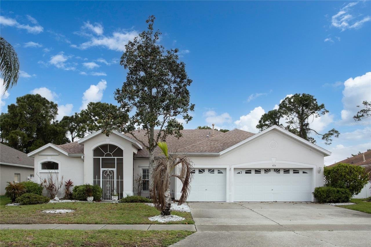 424 Stonehenge Cir., Rockledge, FL 32955