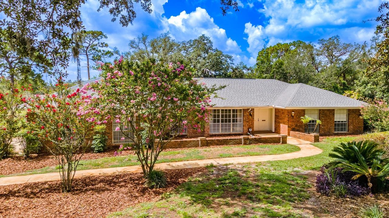 305 S Sweetwater Blvd., Longwood, FL 32779