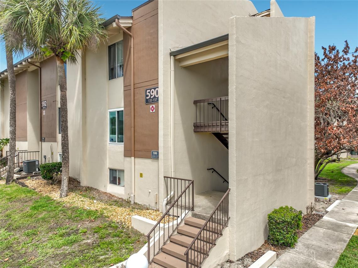 590 Orange Dr. #136, Altamonte Springs, FL 32701