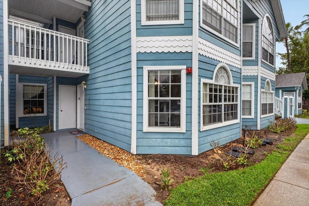 8712 Rain Forest Pl. #B, Kissimmee, FL 34747