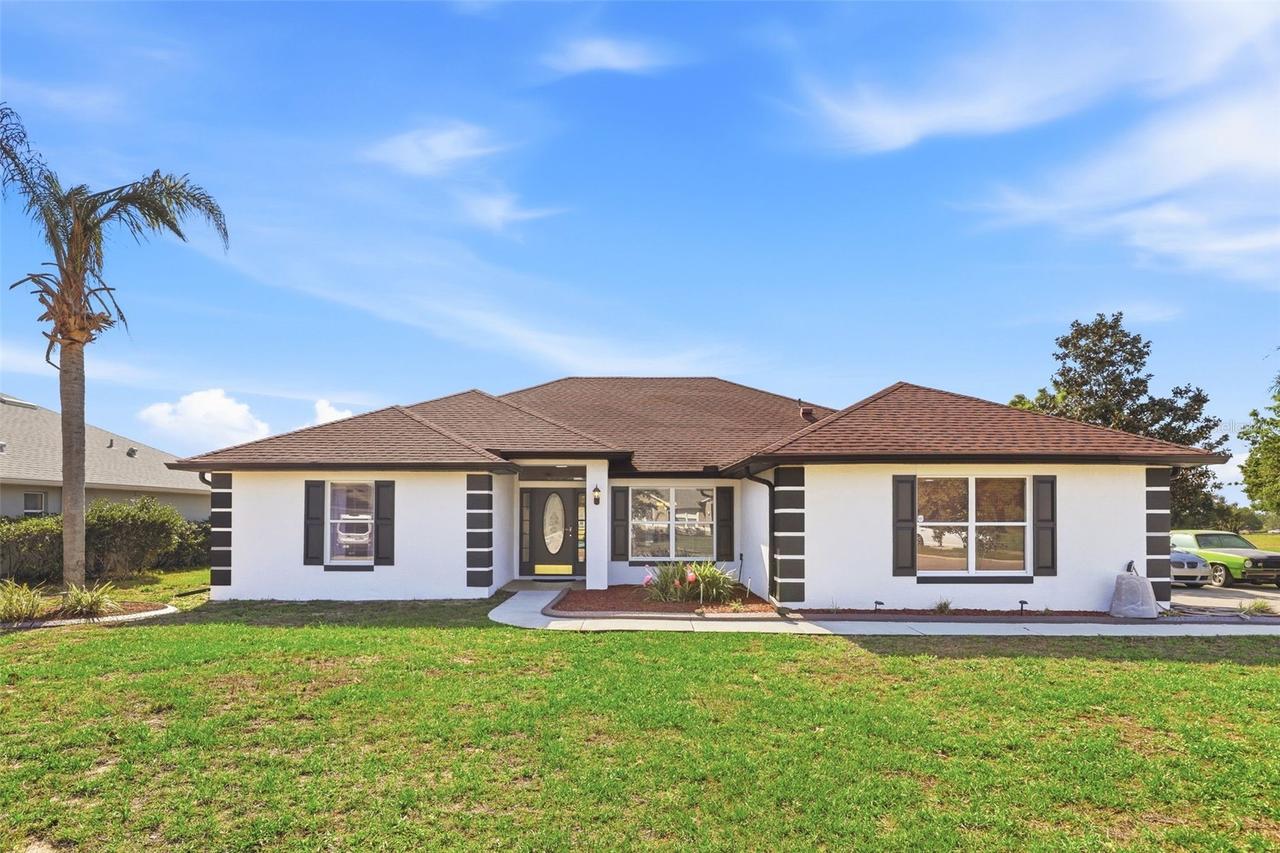 36725 Oconee Ave., Eustis, FL 32736