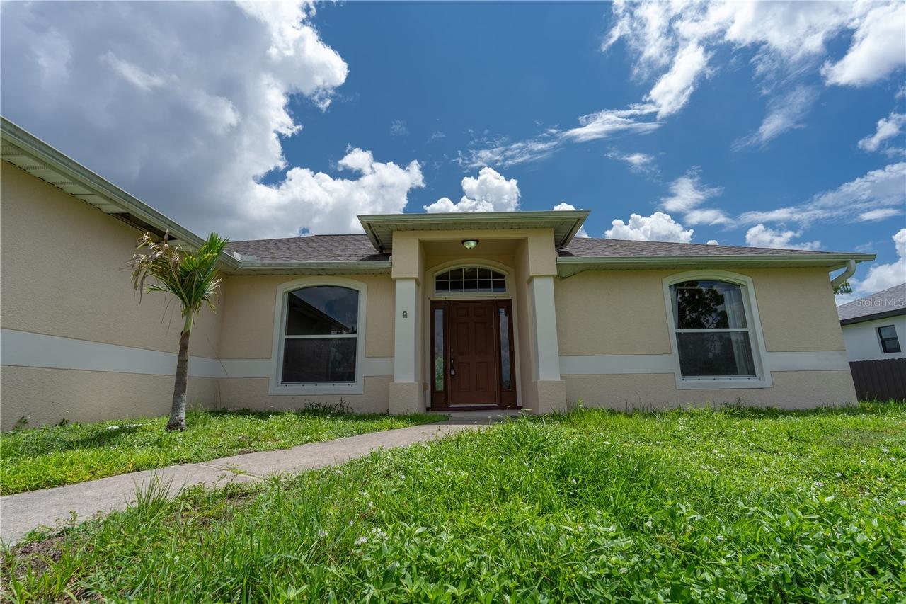 4129 NE 19th Pl., Cape Coral, FL 33909