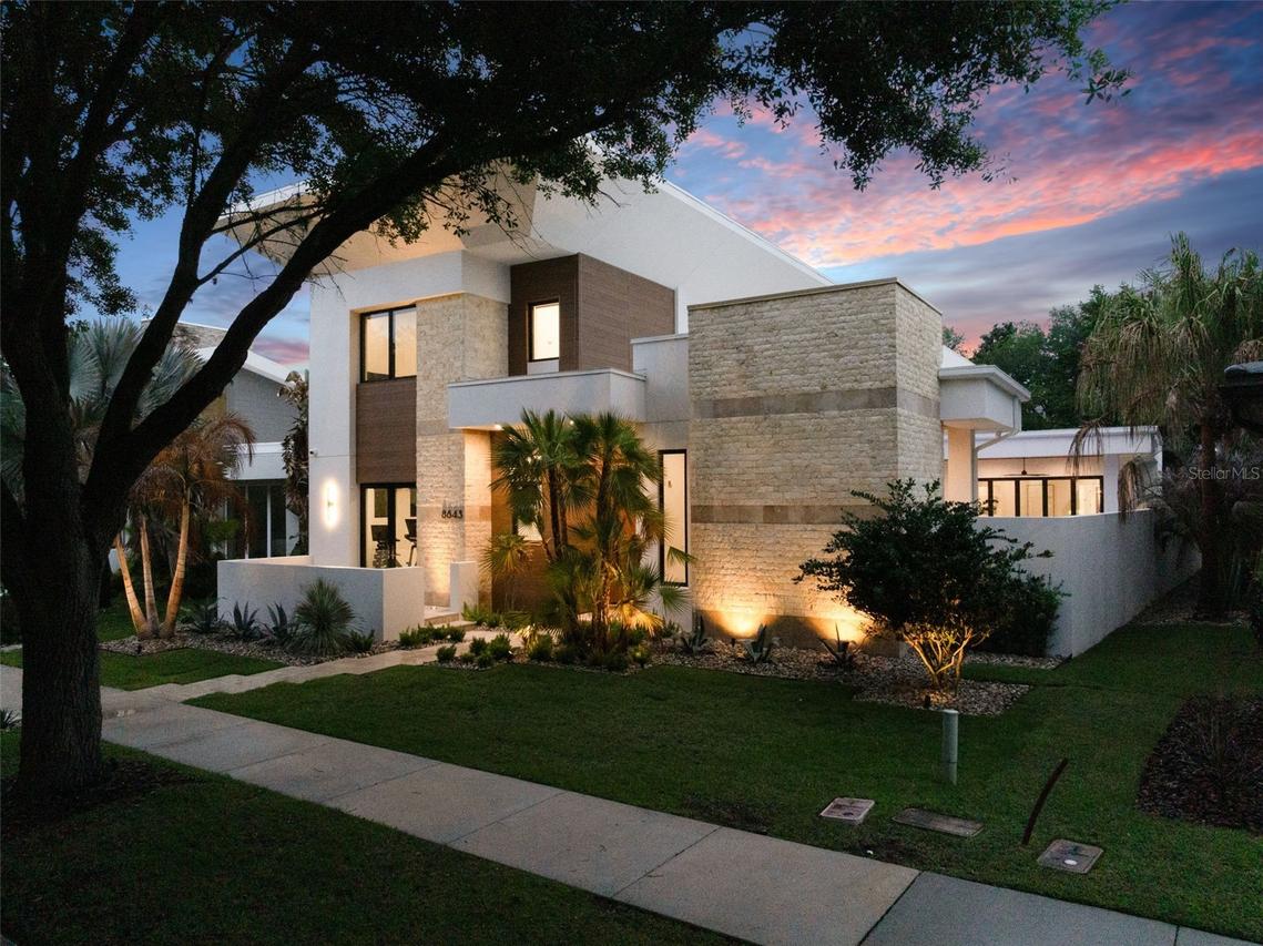 8643 Farthington Way, Orlando, FL 32827