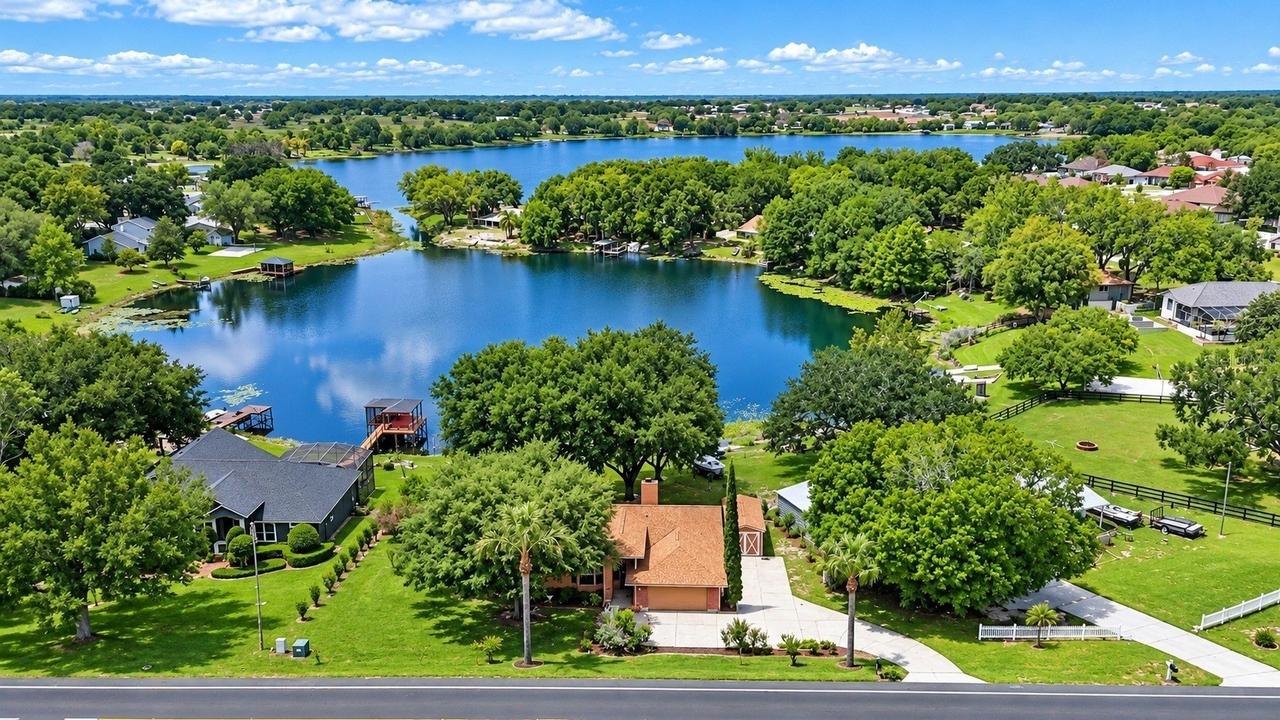 9835 Lakeshore Dr., Clermont, FL 34711