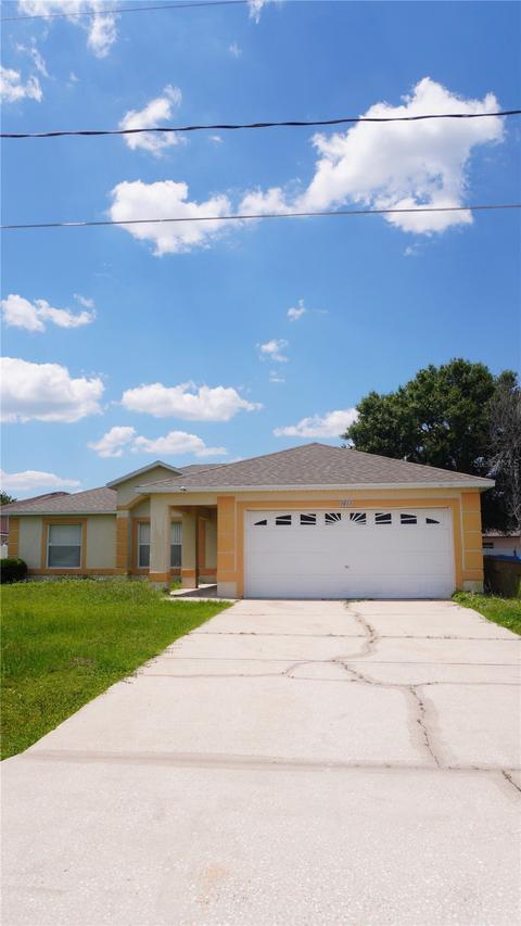 1011 Cannes Dr., Kissimmee, FL 34759