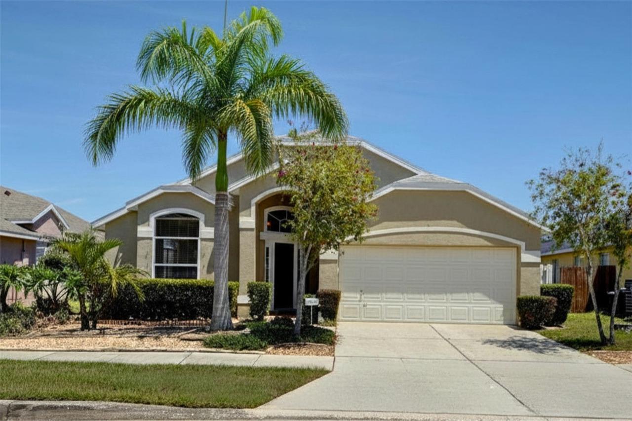 635 Rochester Loop, Davenport, FL 33897