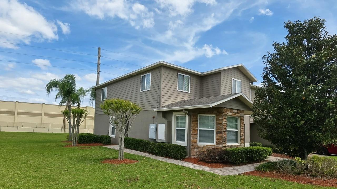 1861 Chatham Place Dr., Orlando, FL 32824
