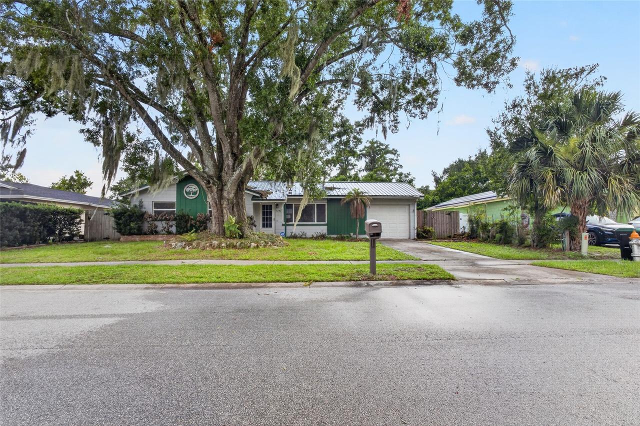 3054 Bluebrook Dr., Winter Park, FL 32792