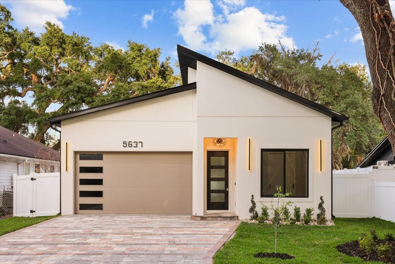 5637 Marinell Dr., Orlando, FL 32809