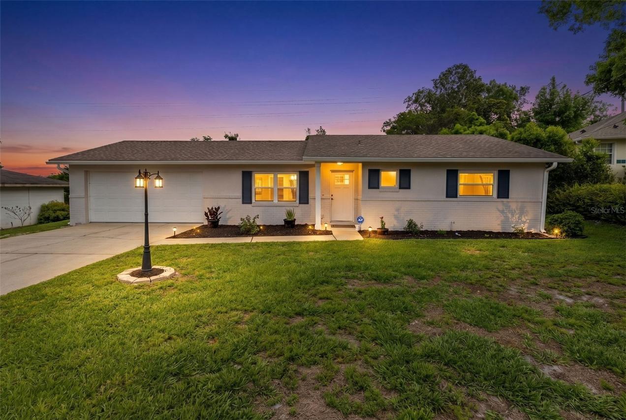 680 N Apache Cir., Deltona, FL 32725