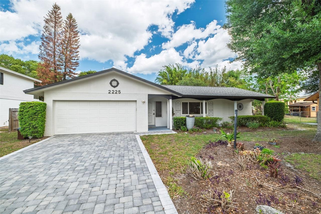 2225 Winter Woods Blvd., Winter Park, FL 32792