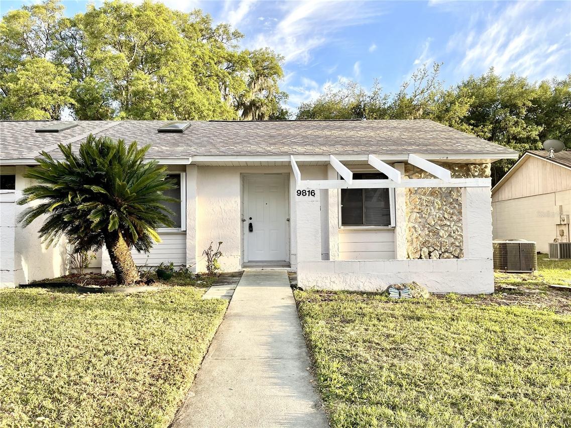9816 River Crest Ct., Orlando, FL 32825