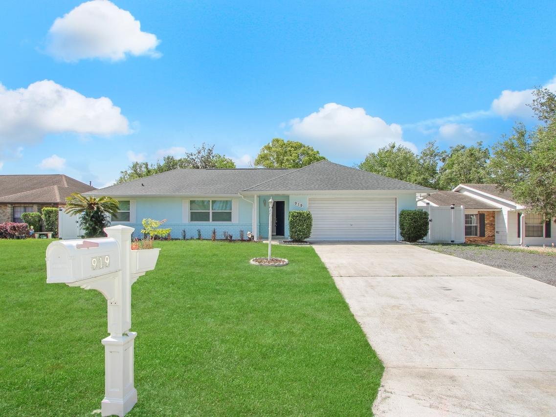 919 Sylvia Dr., Deltona, FL 32725