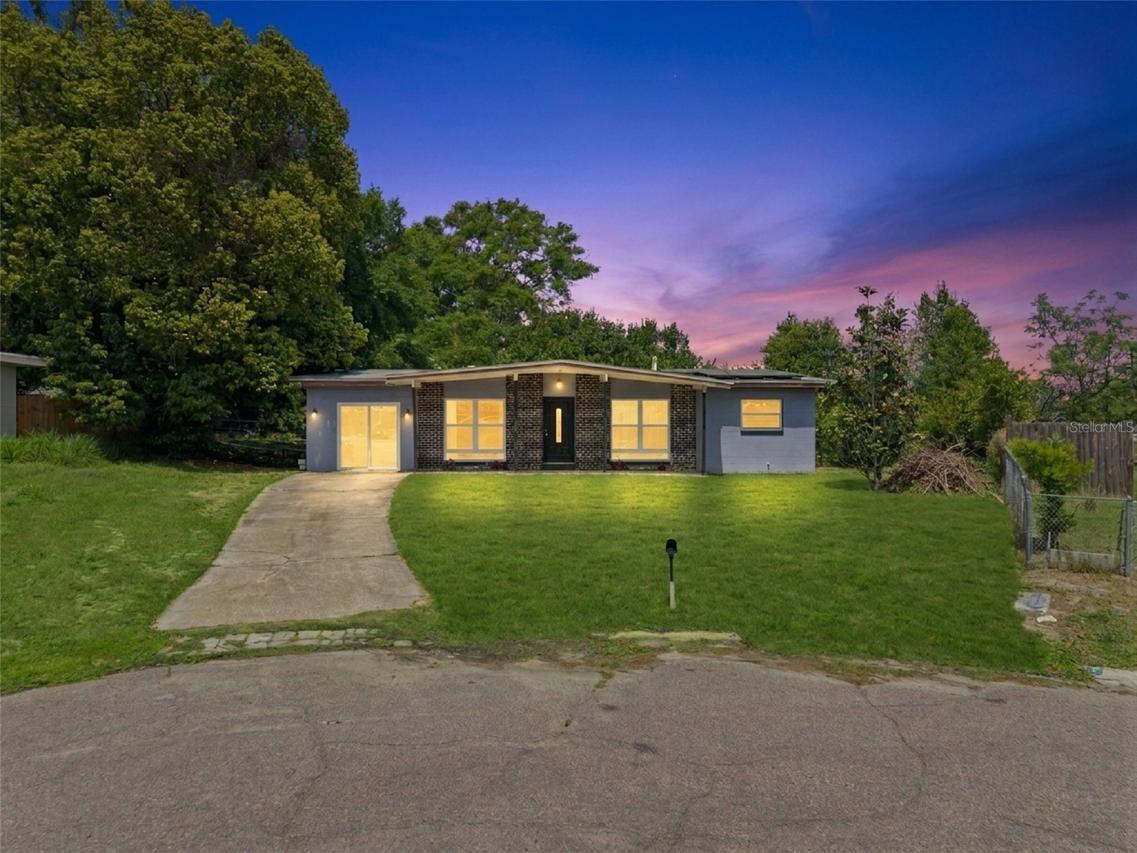 6204 Oakcrest Cir., Orlando, FL 32808