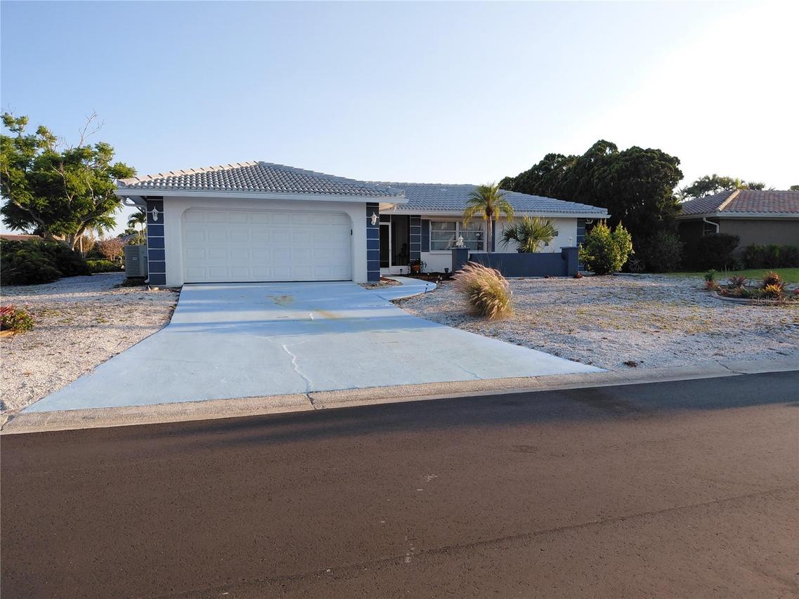 43 Windsor Dr., Englewood, FL 34223