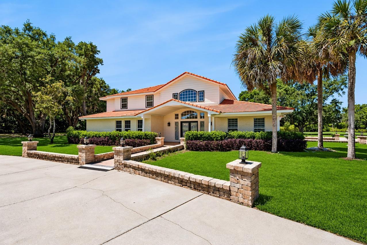 1498 Markham Woods Rd., Longwood, FL 32779