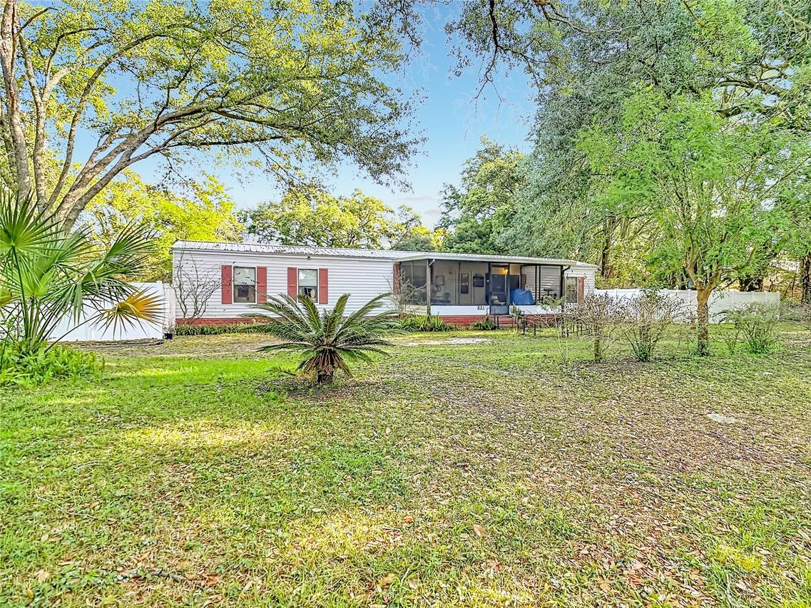 821 Irene Dr., Auburndale, FL 33823