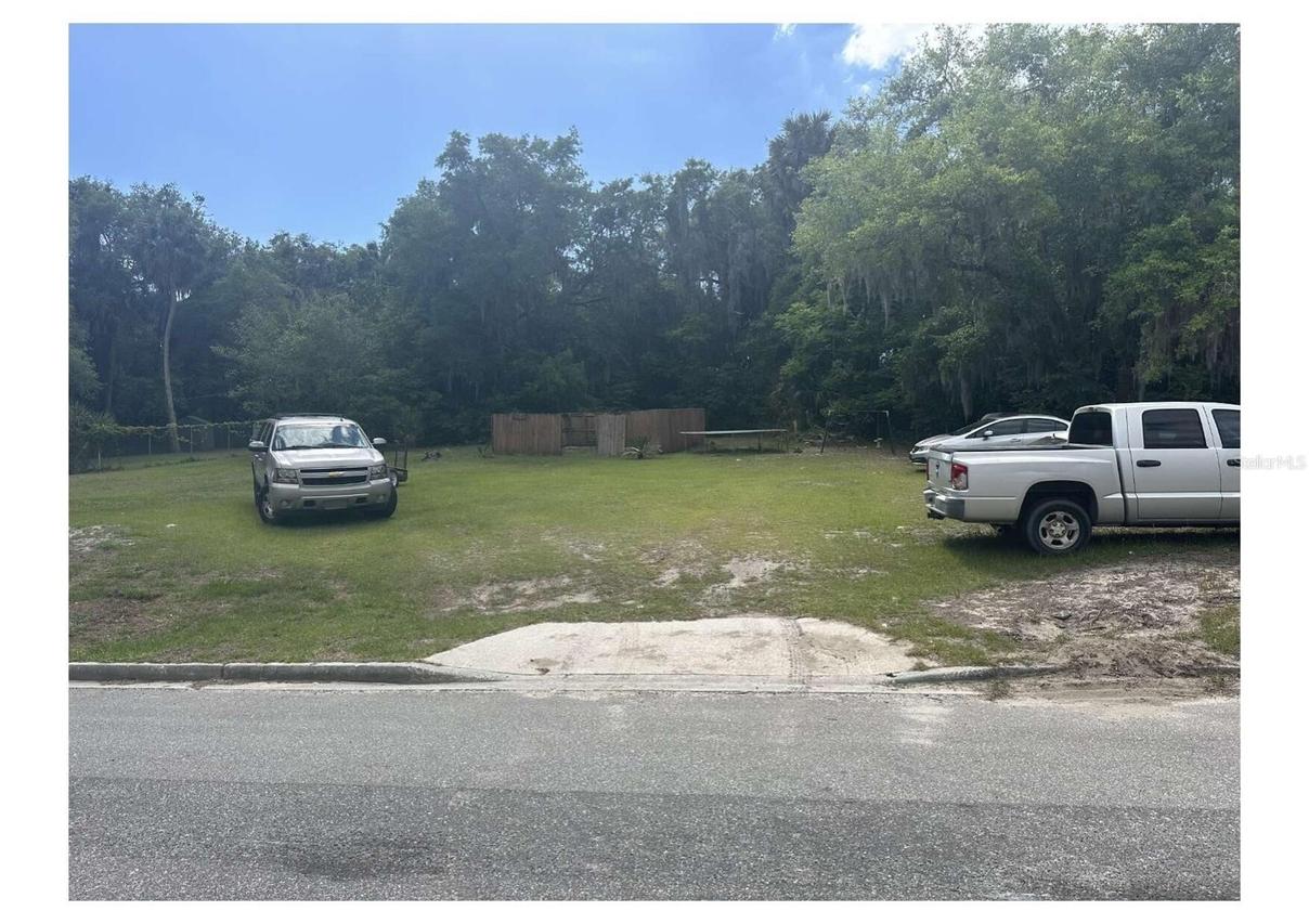 1206 S 12th St., Palatka, FL 32177