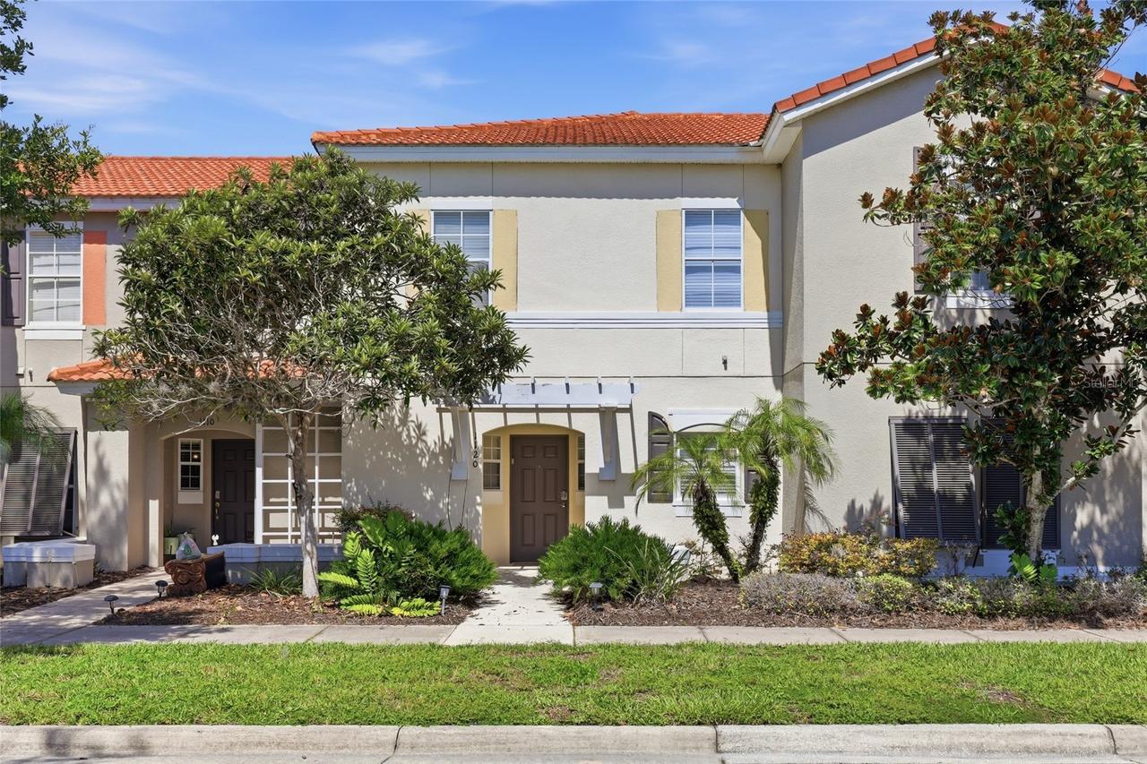 1120 Las Fuentes Dr., Kissimmee, FL 34746