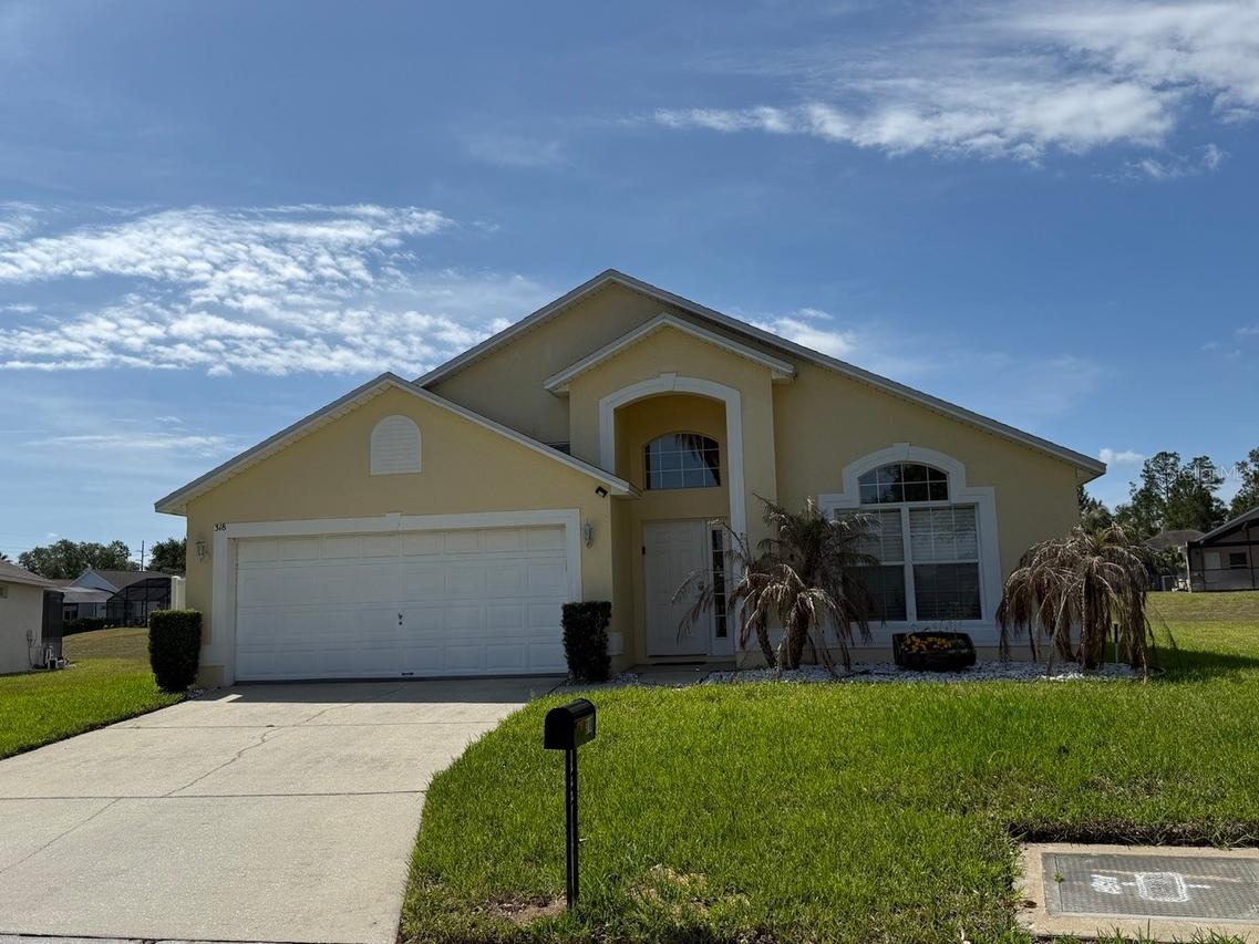 318 Langham Dr., Davenport, FL 33897