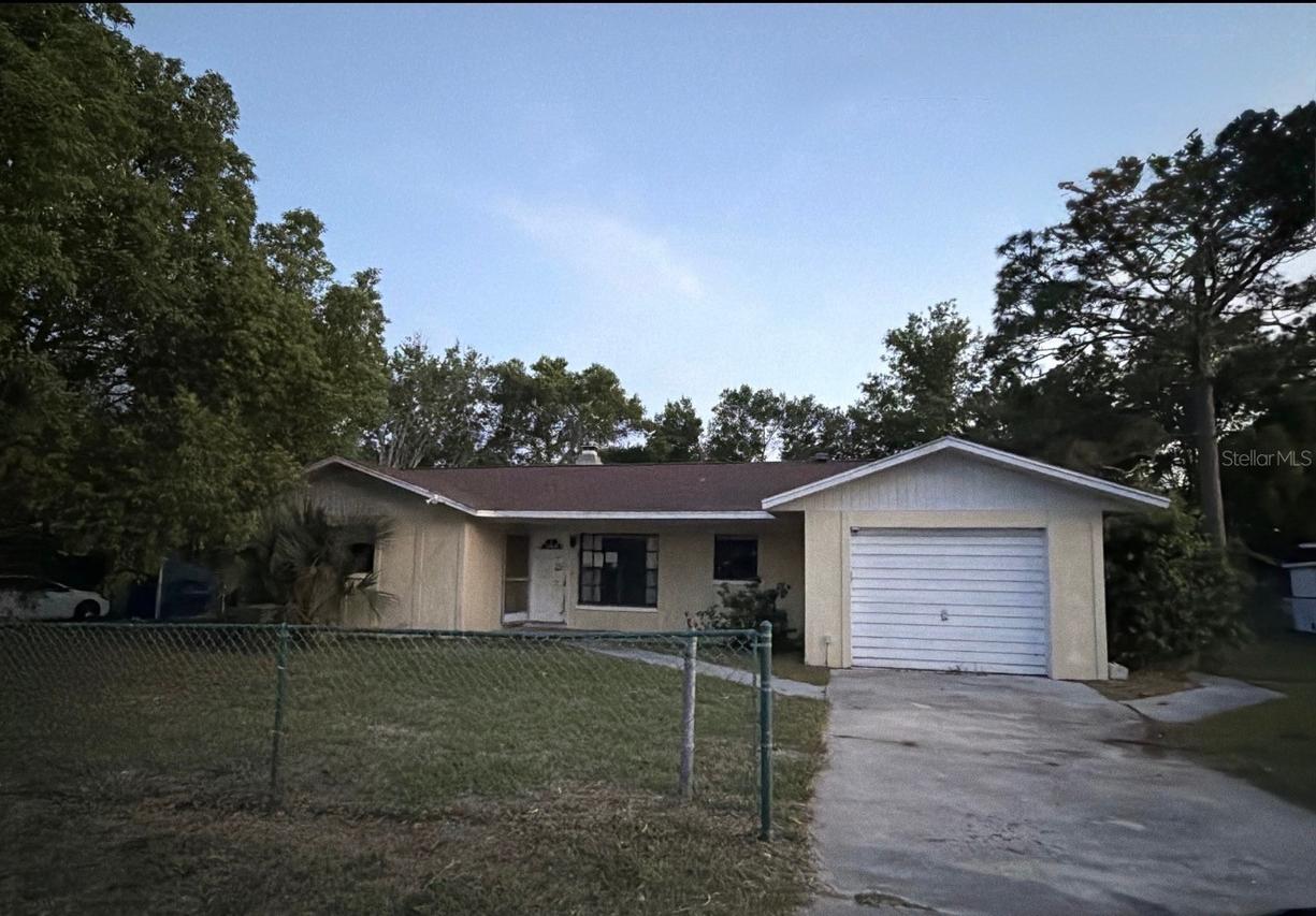 457 Water Rd., Ocala, FL 34472