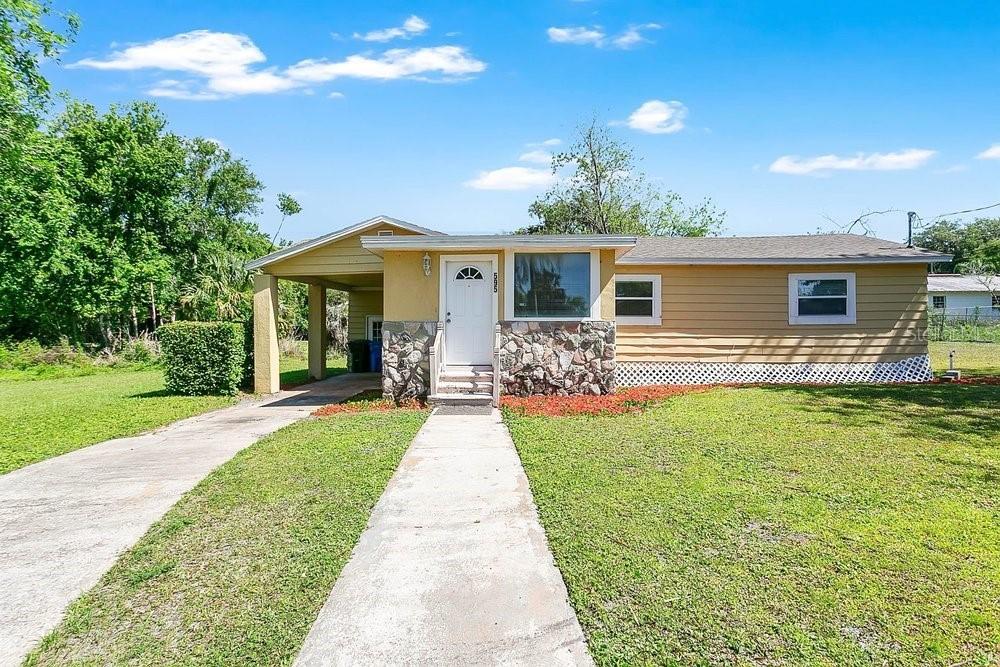 595 3rd St., Oviedo, FL 32765