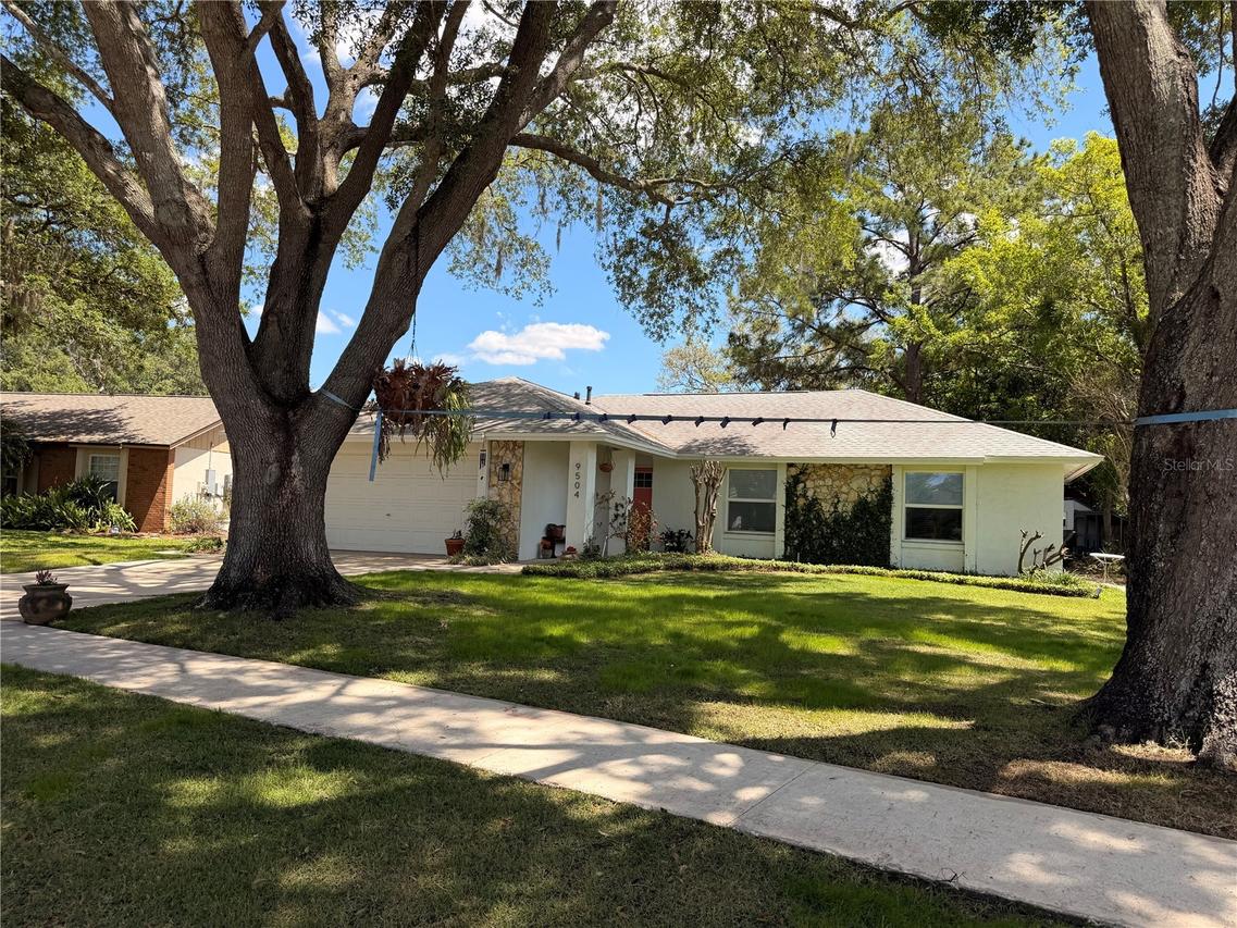 9504 Cannon Dr., Orlando, FL 32817