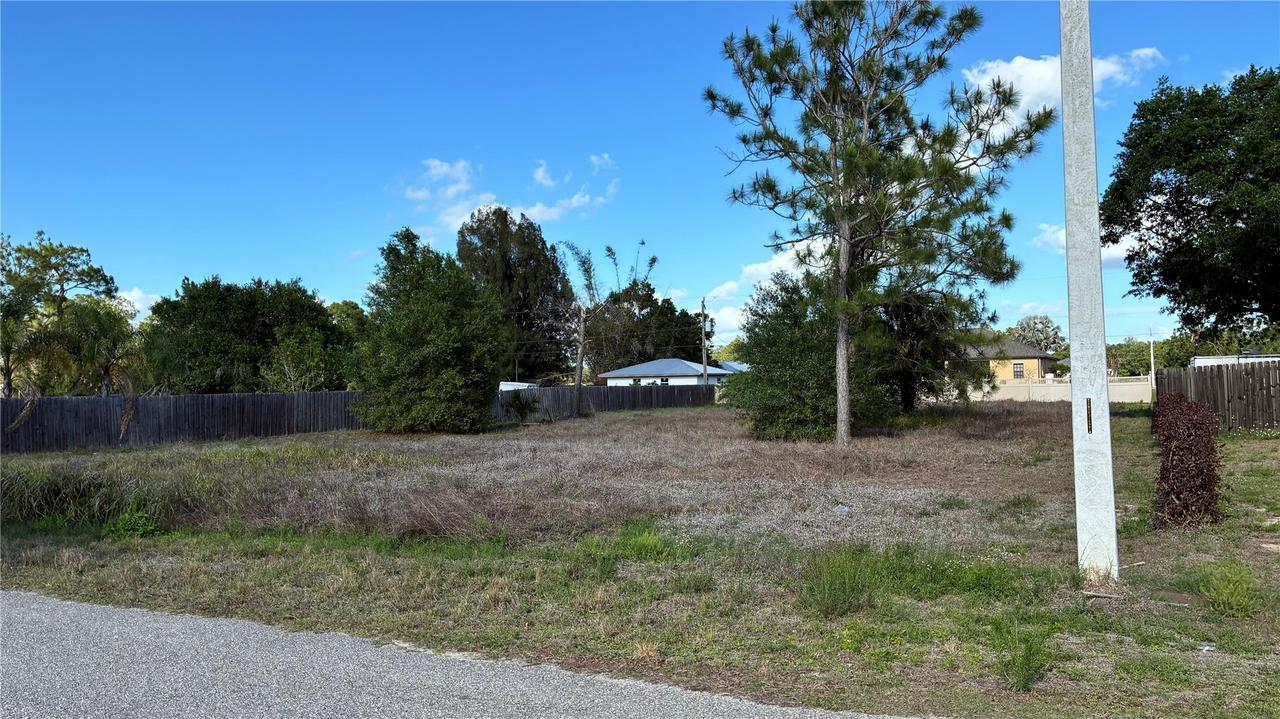 1412 Robert Ave, Lehigh Acres, FL 33972