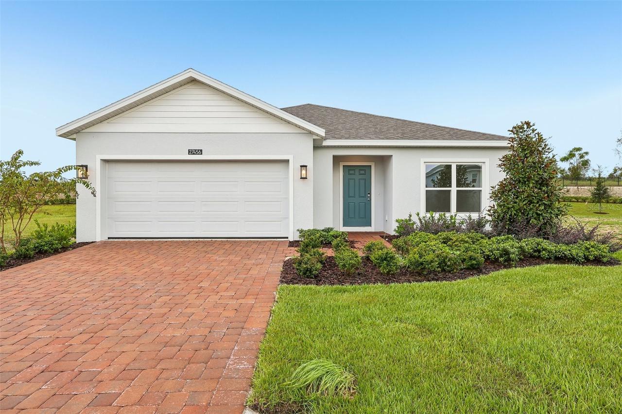 27456 Black Kite Ave., Howey In The Hills, FL 34737
