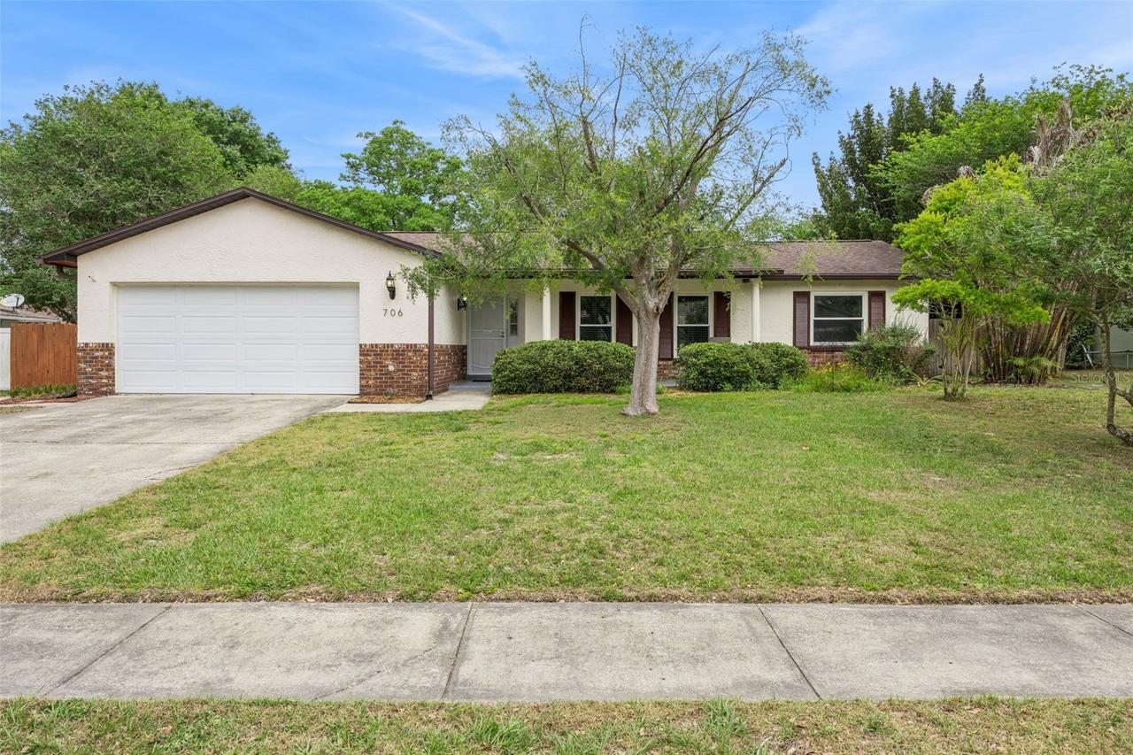 706 Vandergrift Dr., Ocoee, FL 34761