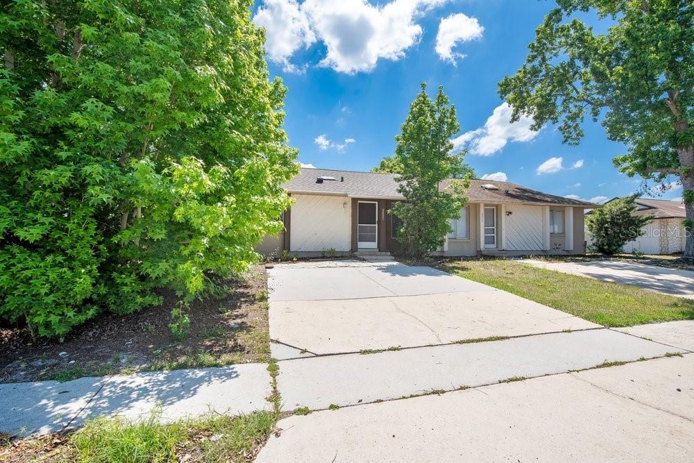 2827 Coral Reef Dr., Orlando, FL 32826