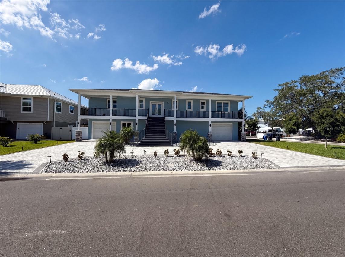 83 Palm Blvd., Dunedin, FL 34698