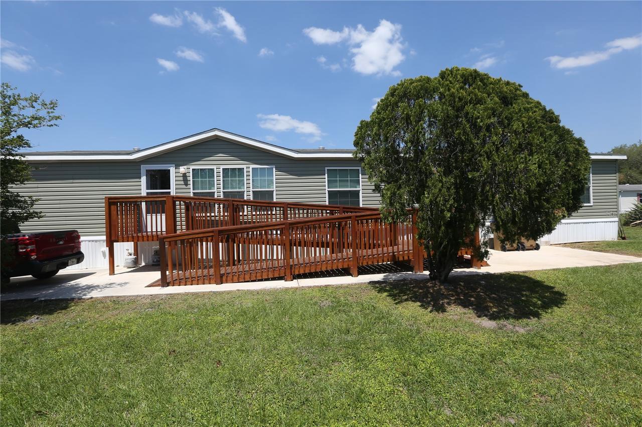 209 Ellsworth Dr., Kissimmee, FL 34758