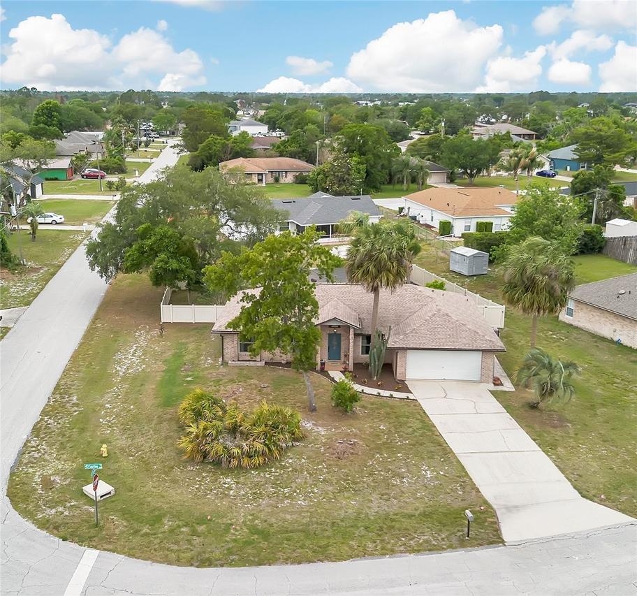 1691 Santee Ave., Deltona, FL 32738