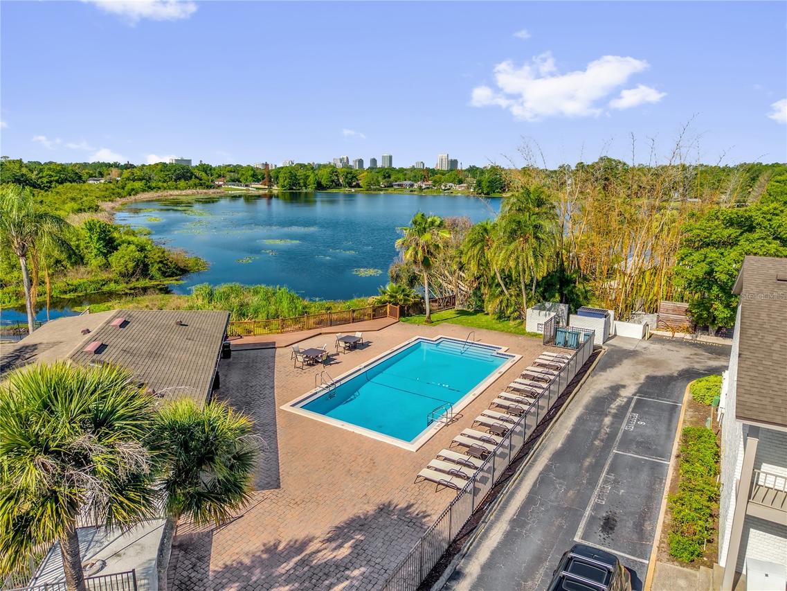 2916 Plaza Terrace Drive, Orlando, FL 32803