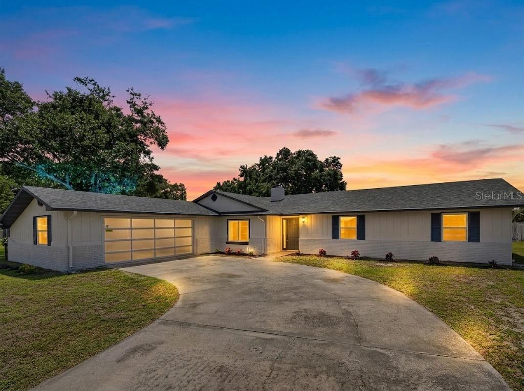 4 Grove Ct., Winter Haven, FL 33884