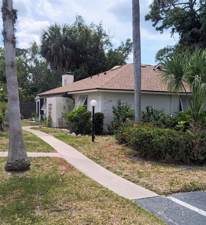 5366 Royal Palm Ave., Sarasota, FL 34234