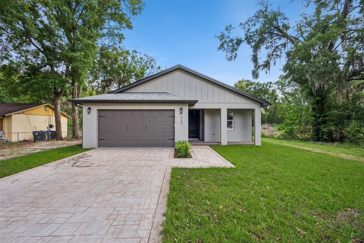 420 E 10th St., Apopka, FL 32703