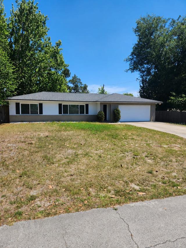 1611 Horseshoe Ter., Deltona, FL 32738