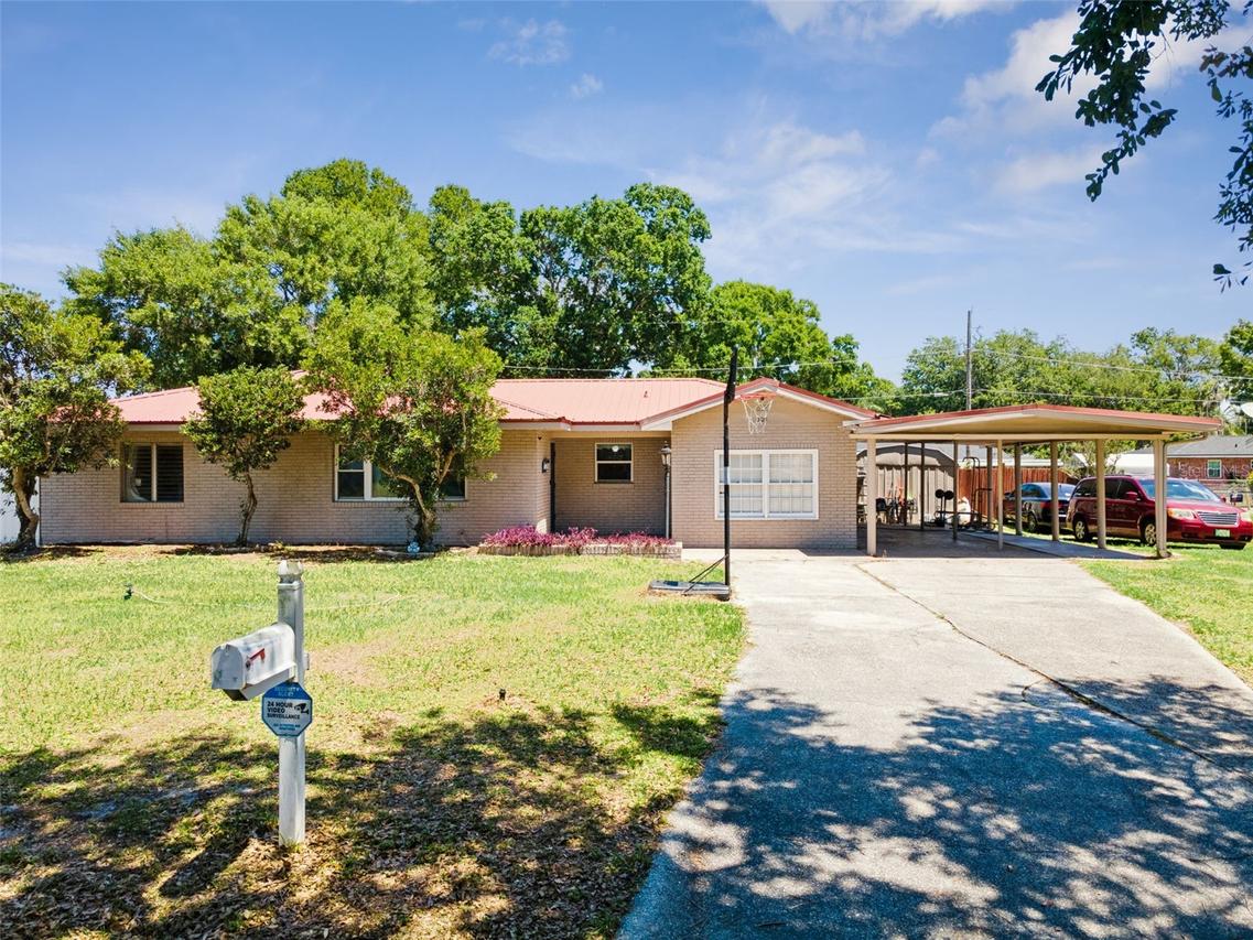 303 Granada Rd., Auburndale, FL 33823