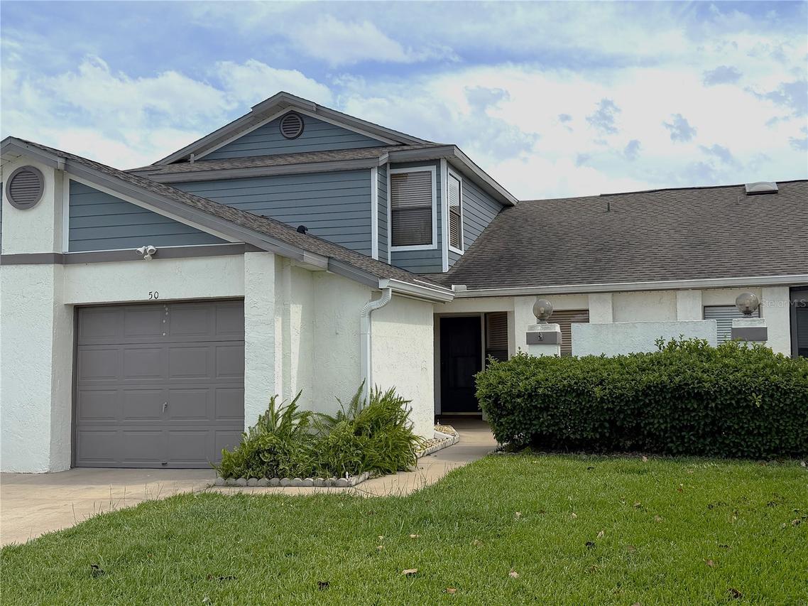 50 Lakepointe Cir., Kissimmee, FL 34743