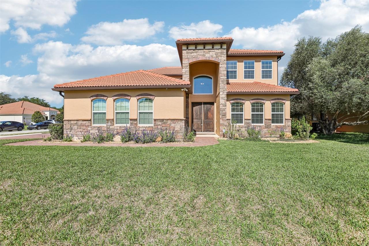 10151 Yonaomi Cir., Clermont, FL 34711