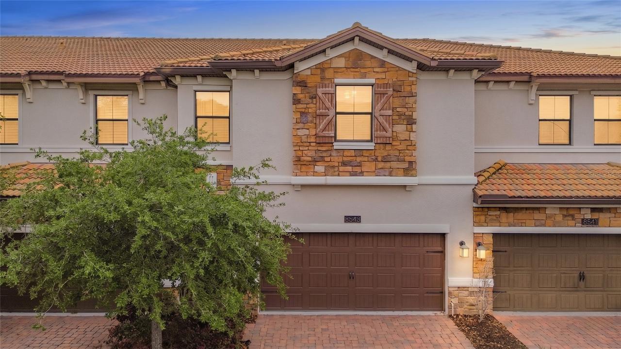 8543 Couples St., Davenport, FL 33896