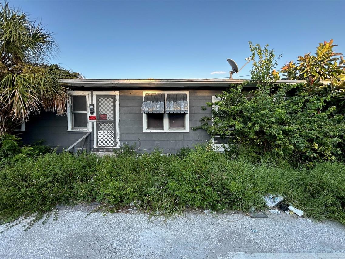 877 22nd Ave., St Petersburg, FL 33705