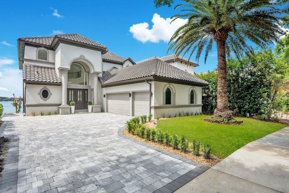 8010 Firenze Blvd., Orlando, FL 32836