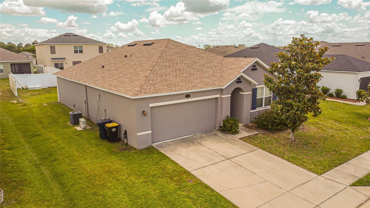 1742 Van Gogh Dr., Auburndale, FL 33823