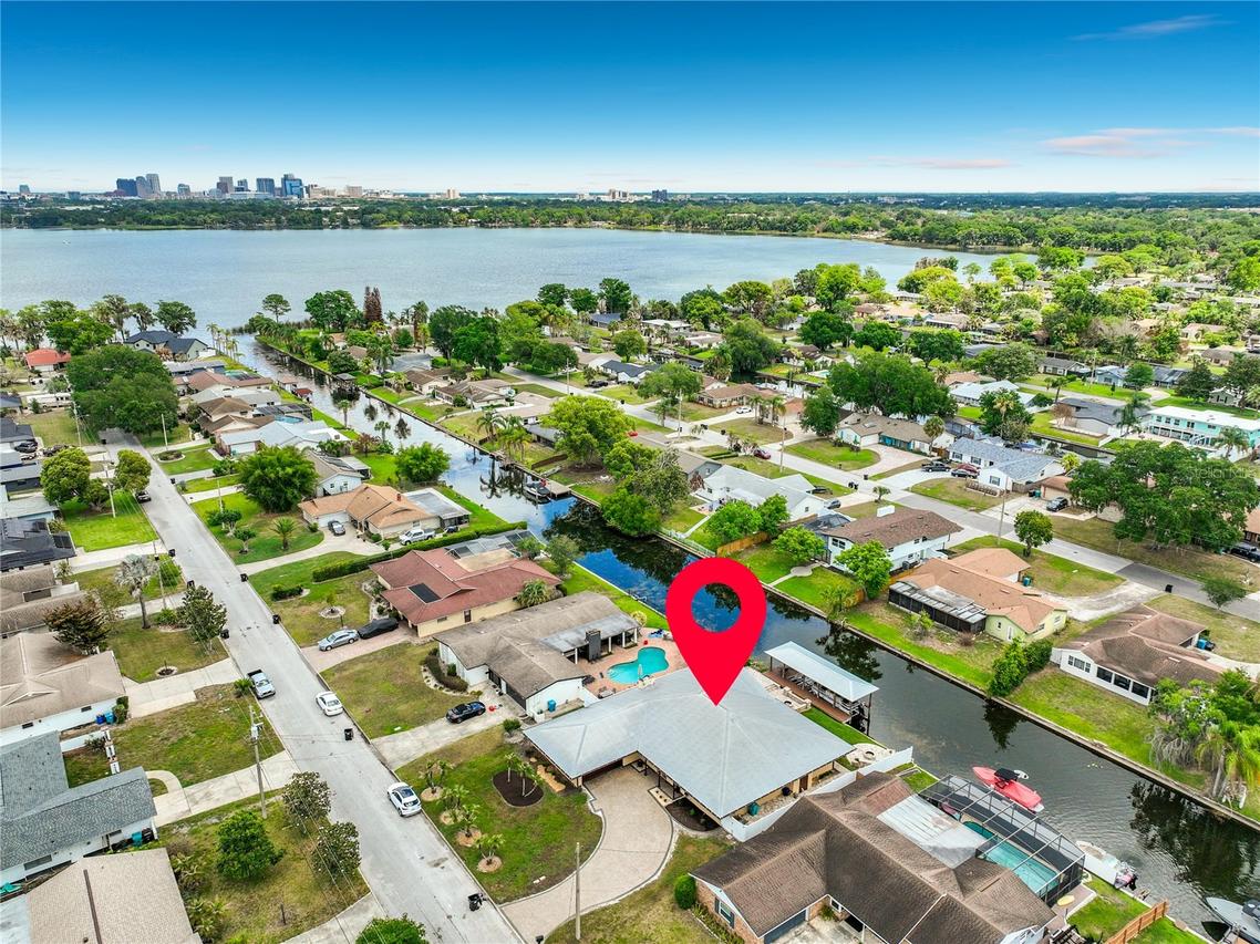2404 Lauderdale Ct., Orlando, FL 32805