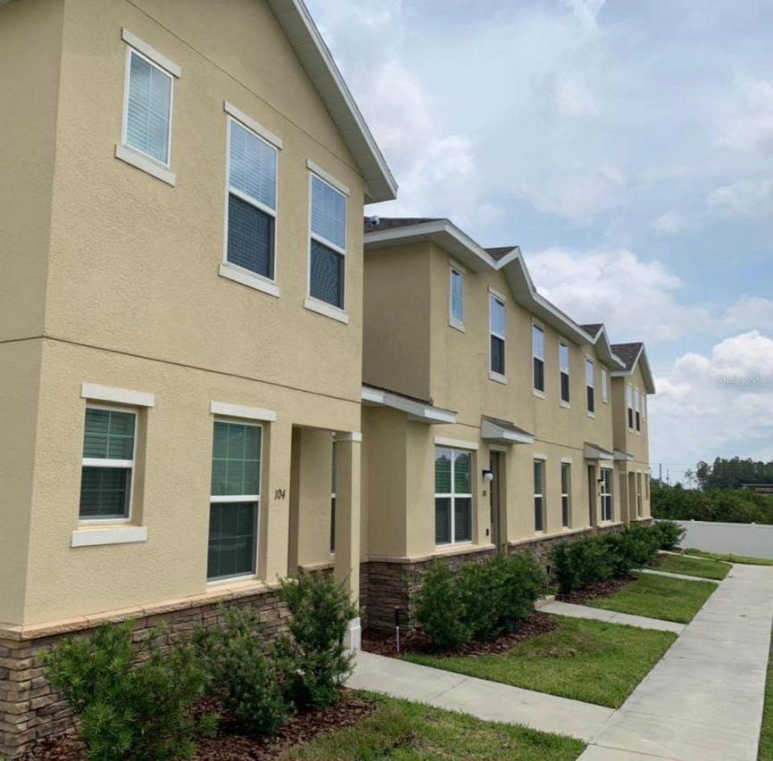 112 Holly Village Dr., Davenport, FL 33837