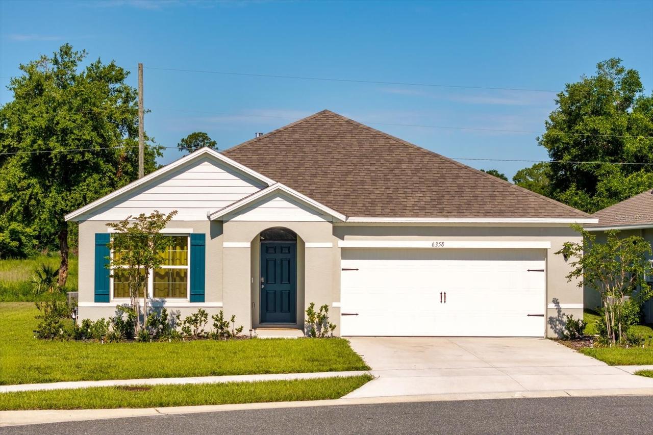 6358 Sanders Grove Cir., Okahumpka, FL 34762